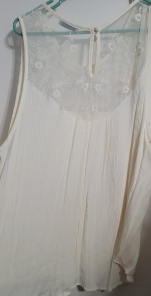 Cream lace blouse - Picture 2 of 2